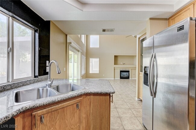 Building Photo - 10204 Lemon Thyme St