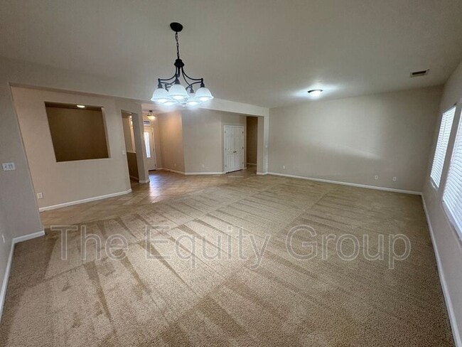 Building Photo - 4911 W Elkhorn Ave