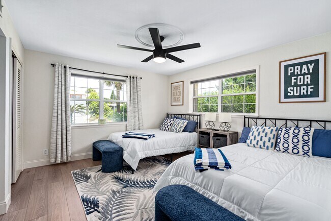 Building Photo - 94 Ivanhoe Dr