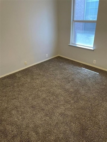 Building Photo - 4624 Matthew Dr