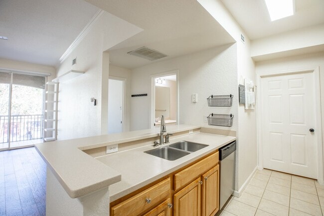 Building Photo - Condo in Desirable Mirabella Community