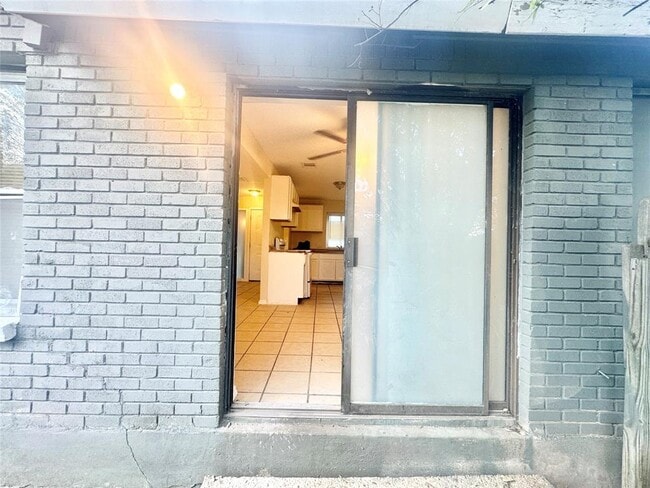 Building Photo - 5101 Purple Sage Dr