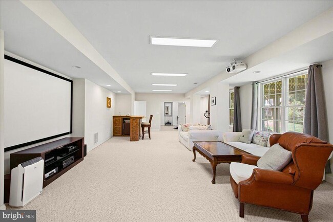 Building Photo - 10243 Brittenford Dr