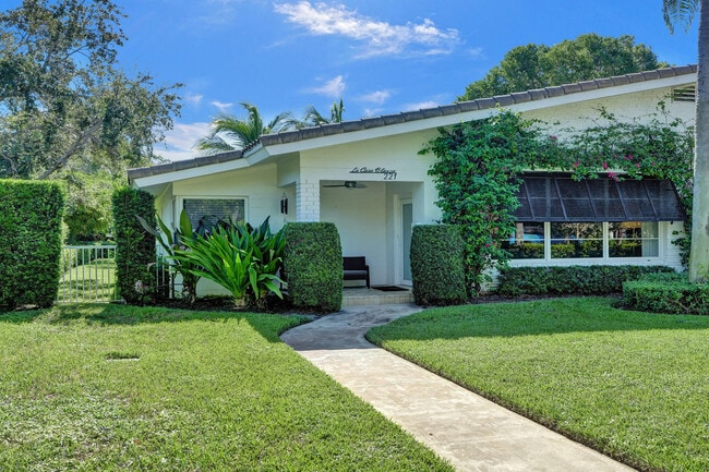 Building Photo - 221 N Swinton Ave