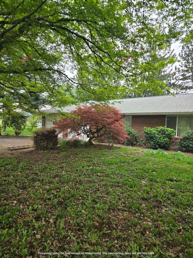 Building Photo - STATUS: AVAILABLE  | R307 | $2095