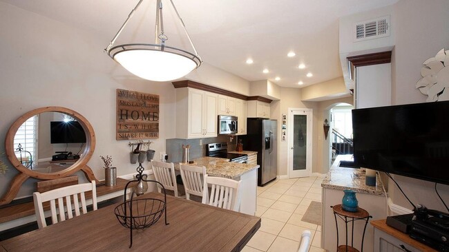Building Photo - 38063 Crocus Ln