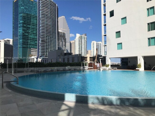 Building Photo - 500 Brickell Ave