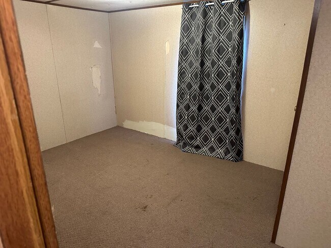 Building Photo - 108 Pine Ridge Dr