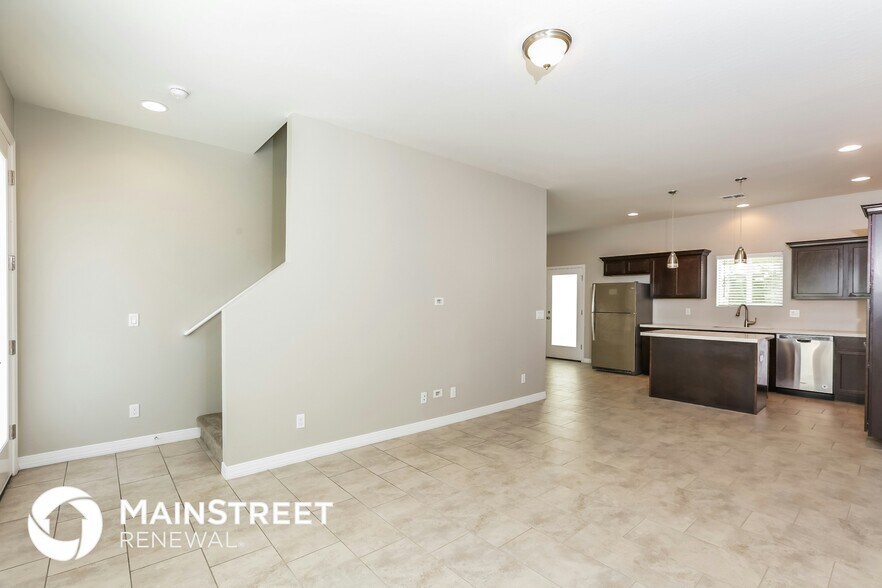 Building Photo - 2000 N 36th St