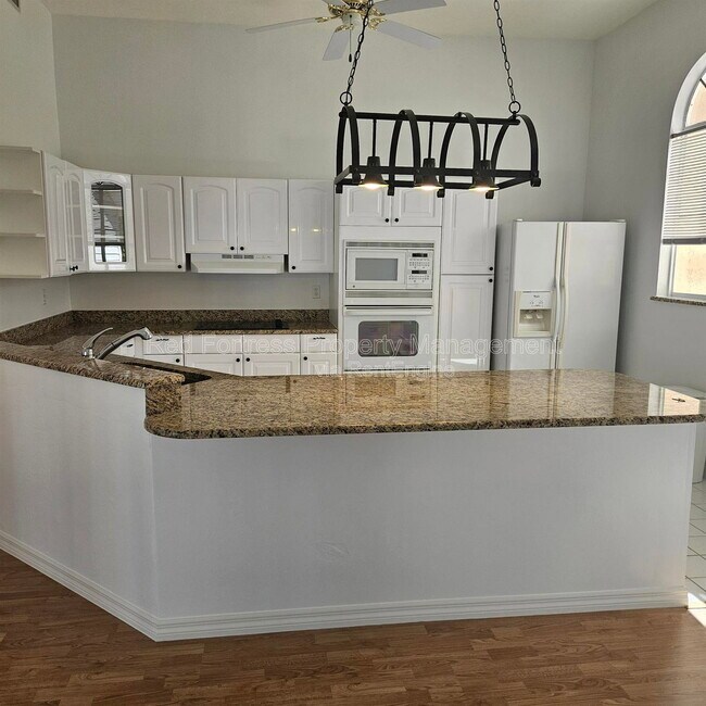 Building Photo - 2731 Citrus Lake Dr