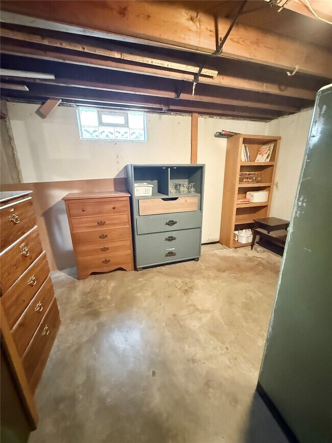 Building Photo - 76 Gatewood Ct