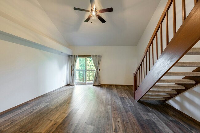 Building Photo - 1039 South Sunny Vale Lane, Unit C