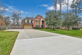Building Photo - 630 Carriage View Ln