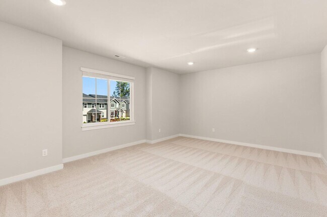Building Photo - Beautiful Almost new home in Lake Stevens!