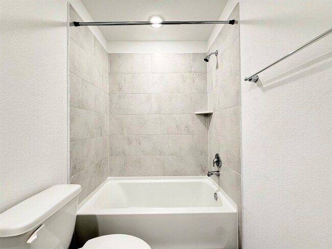 Building Photo - 9662 Caney Trails Rd