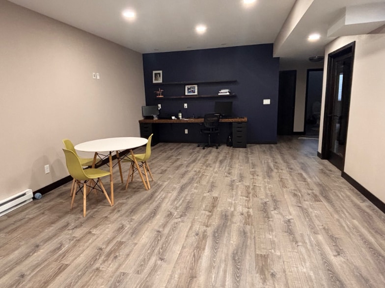 Building Photo - 144 Candleberry Ln