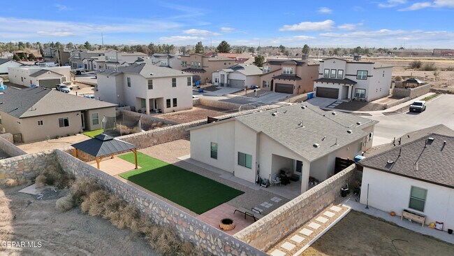 Building Photo - 11352 Hidalgo Dr