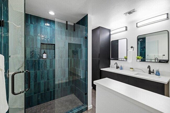 Building Photo - 5105 Galen Ct