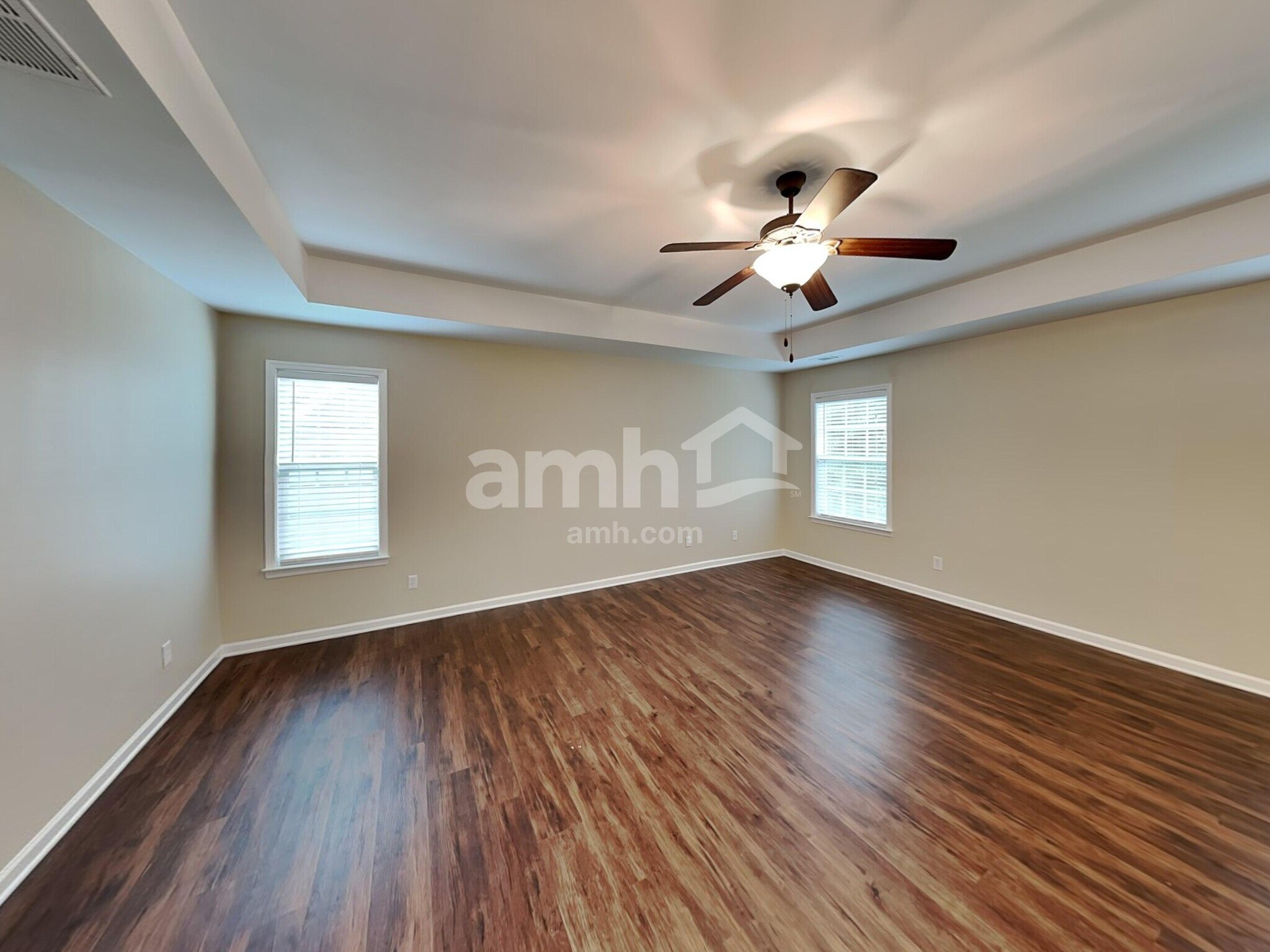 Building Photo - 122 Tilton Dr