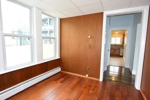 Building Photo - 12 Eaton St