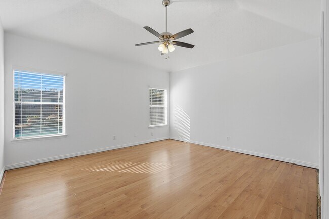 Building Photo - 2910 Cocona Ln