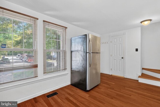 Building Photo - 10522 Lime Tree Way