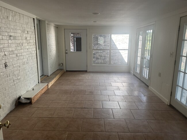 Building Photo - 2962 Mockingbird Ln