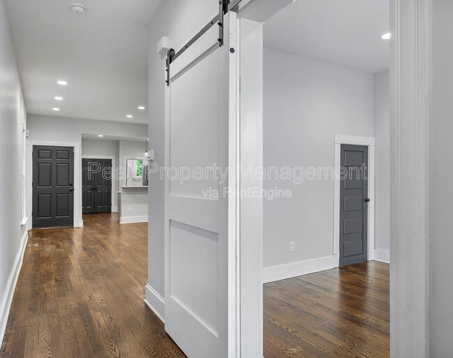 Building Photo - 2702 P St