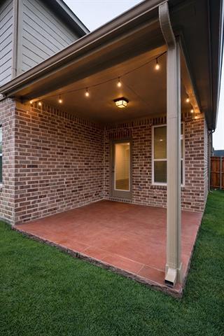 Building Photo - 1604 Sawyer Dr