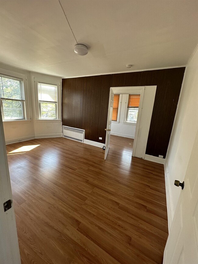 Building Photo - 79 Kipp Ave
