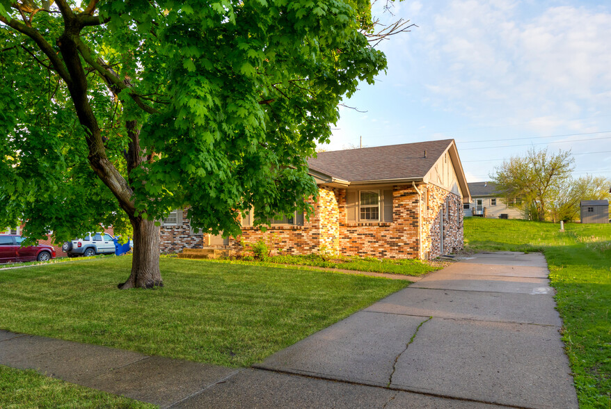 Building Photo - 4704 Valdez Dr