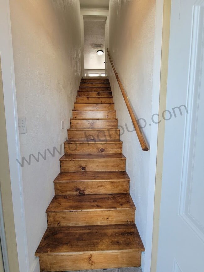 Building Photo - 6411 32nd Ave