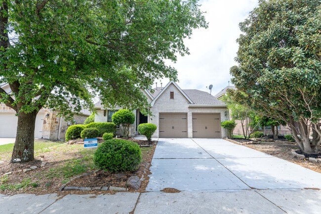 Building Photo - 3105 Whispering Pine Blvd