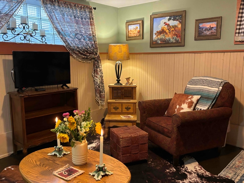 Building Photo - 425 S Washington St