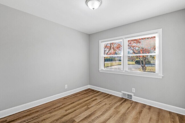 Building Photo - 2809 Keeler St