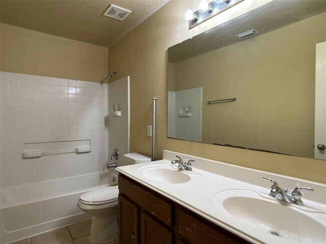 Building Photo - 11827 Edenstone Dr