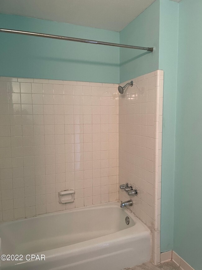 Building Photo - 1510 Clay Ave