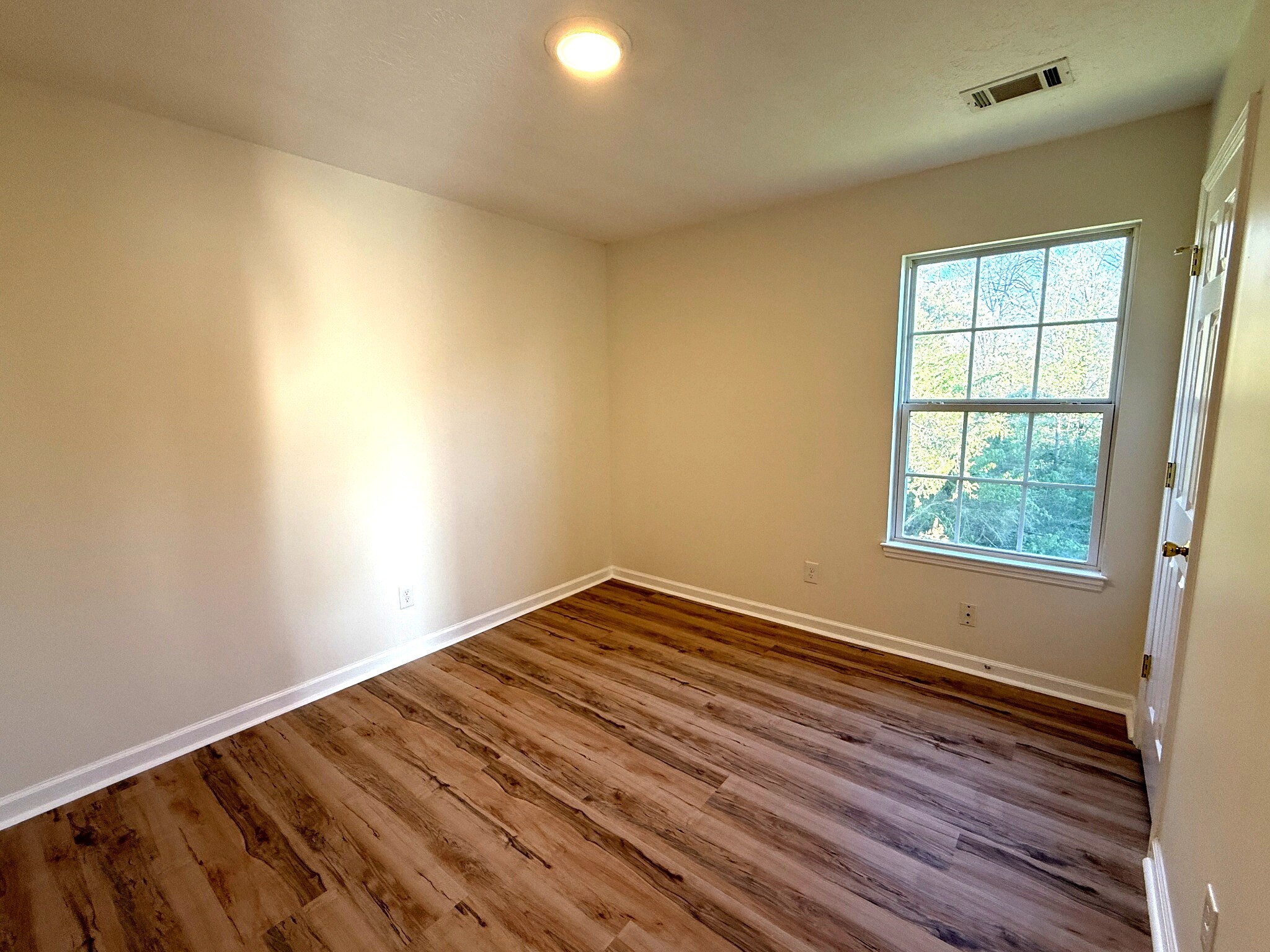 Building Photo - 2128 Candlebrook Ct