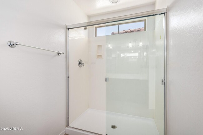 Building Photo - 26417 N Babbling Brook Dr