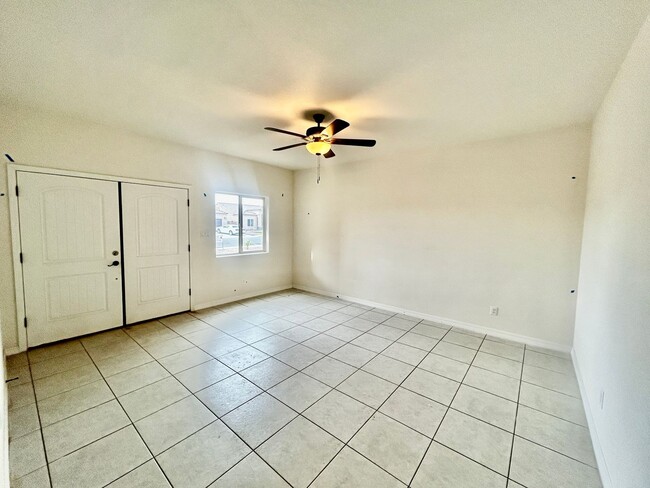 Building Photo - Contemporary La Vida Home, 2024 Build