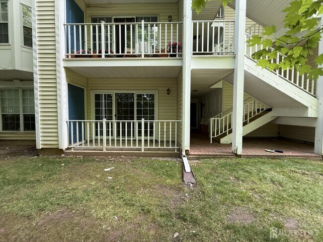 Building Photo - 95 Sapphire Ln
