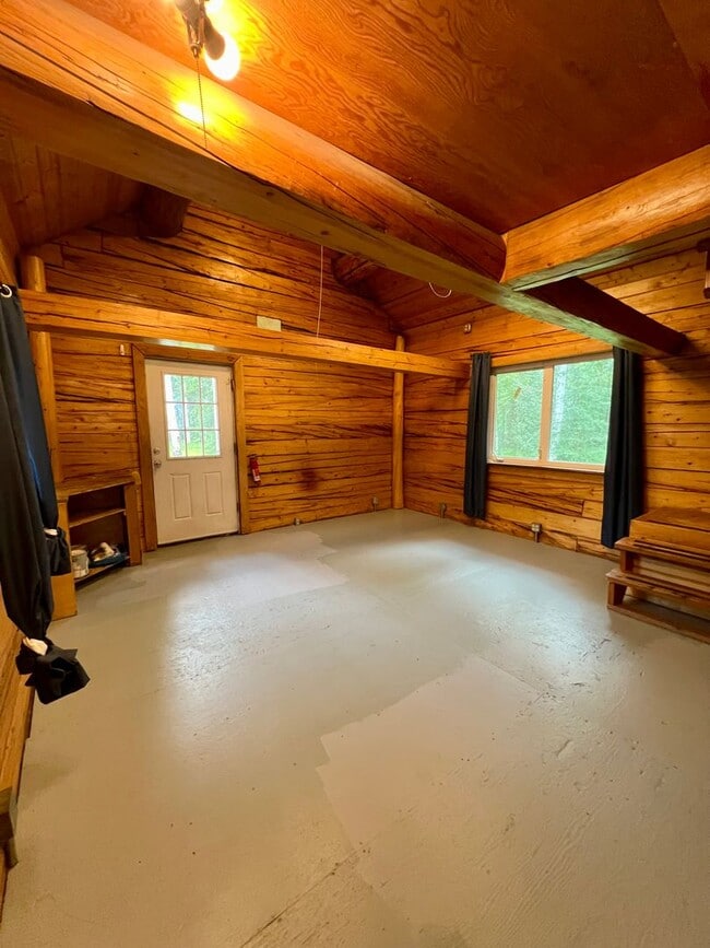 Building Photo - Cozy 1-Bedroom Cabin off Chena Hot Springs...