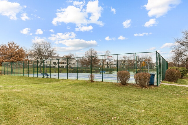 Building Photo - 818 Dunbar Ct