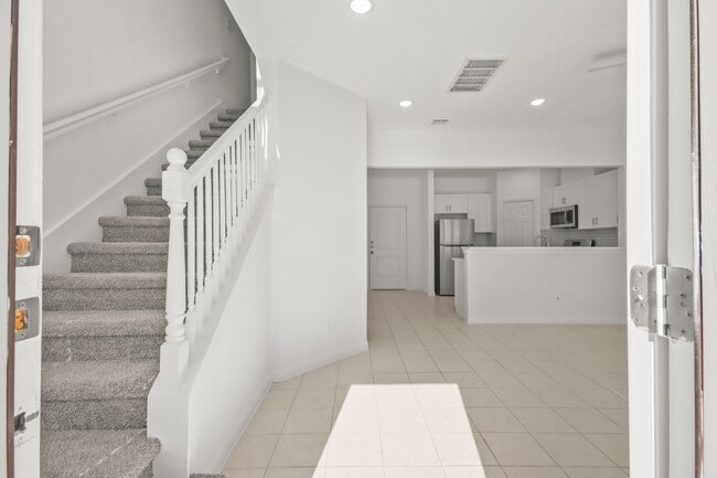 Building Photo - 8302 Tidwell Rd