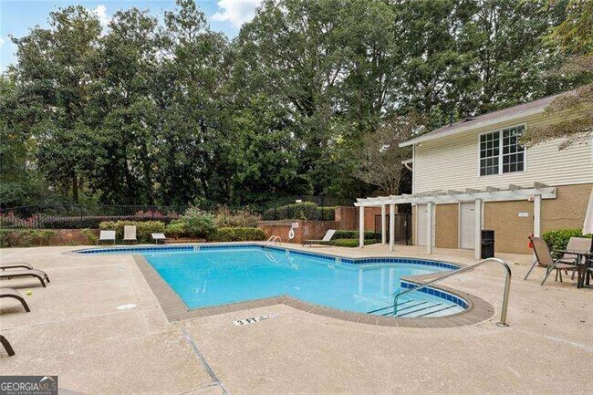 Building Photo - 6808 Glenridge Dr