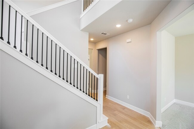 Building Photo - 1 Nairn Ln