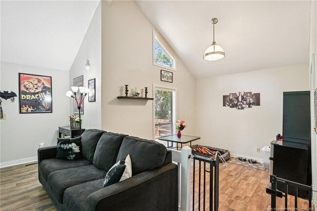 Building Photo - 5905 Waters Edge Dr