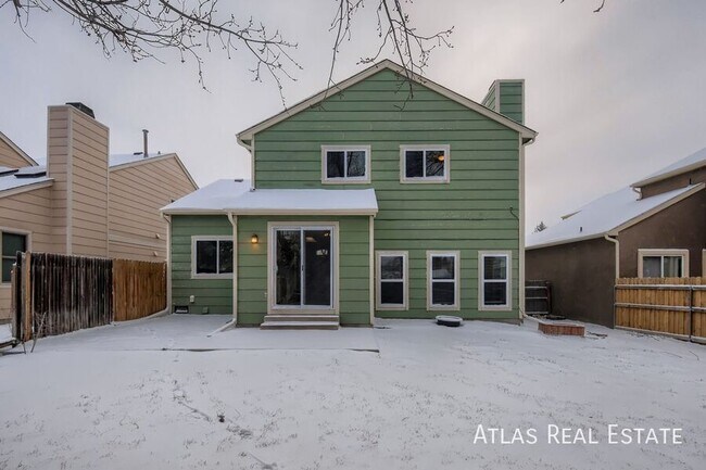 Building Photo - 8750 Boxelder Dr