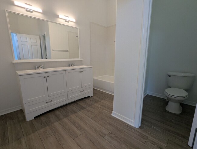 Building Photo - Now Available - Non Conforming 3 Bedroom, ...