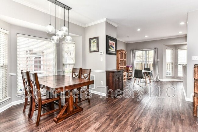 Building Photo - 6109 Madison Crest Ct